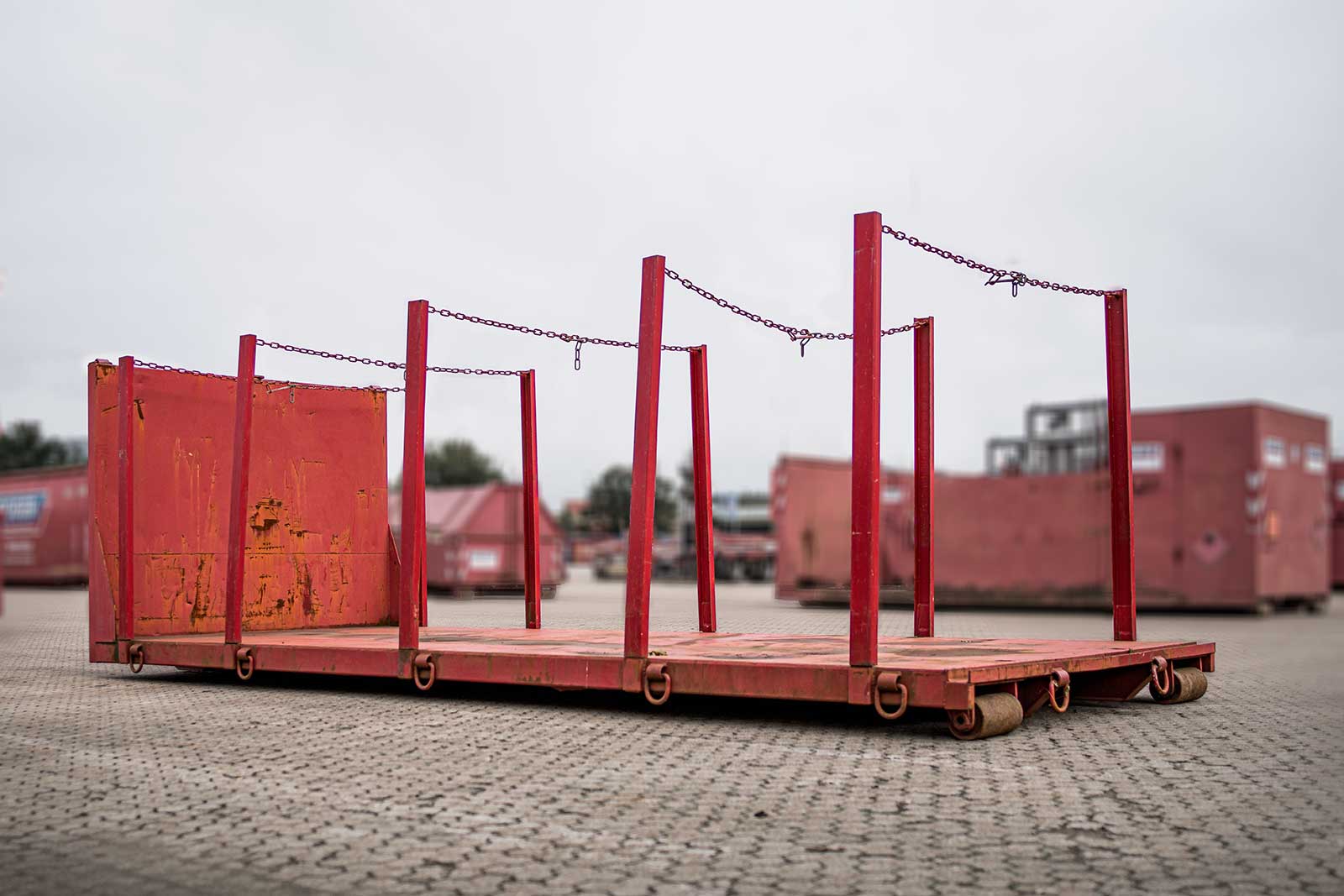 Transportplattform mit Rungen – Abmessugen 6m x 2,50m - Fa. Schröder Schrott & Metalle GmbH, Bremerhaven